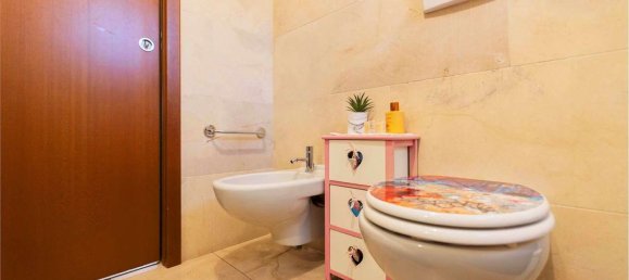 4 rooms Apartment in Novara, Italy No. 62137 26