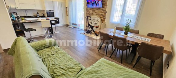 5 bedrooms Villa in Medolla, Italy No. 123148 5