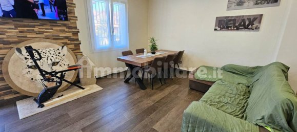 5 bedrooms Villa in Medolla, Italy No. 123148 6