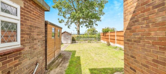 3 bedrooms House in Bushey, United Kingdom No. 6198 20