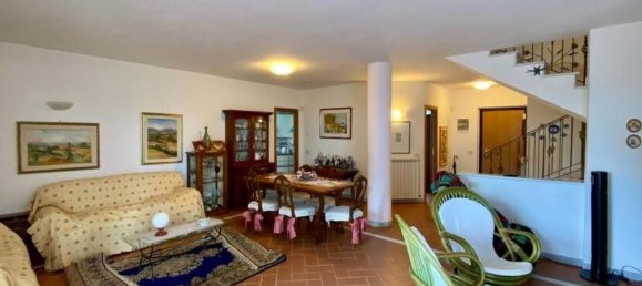 6 rooms House in Luni, Italy No. 36987 2