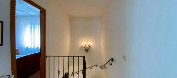6 rooms House in Luni, Italy No. 36987 30