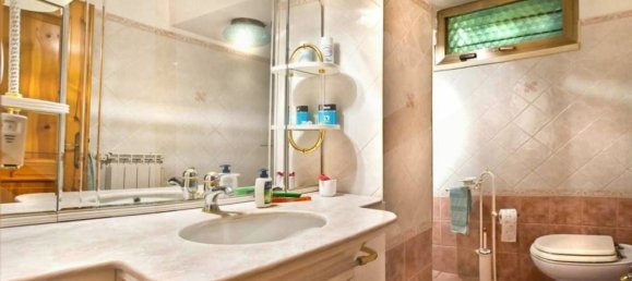 6-salle Villa à Marino, Italy No. 29371 19