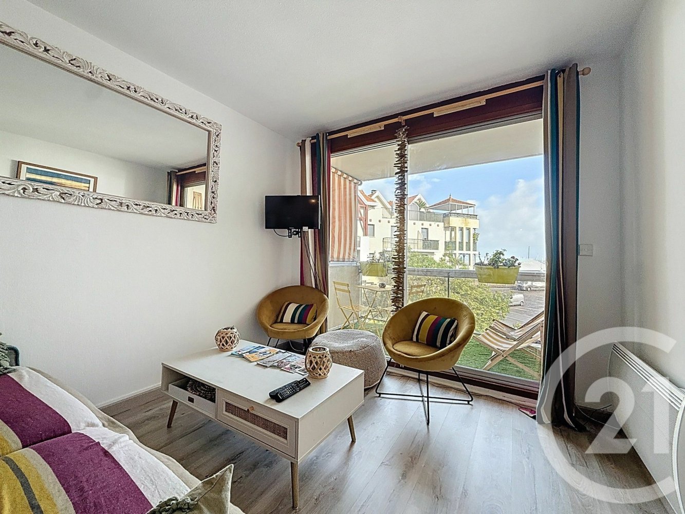 Apartamento de 1 dormitorio en Arcachon, France No. 358042