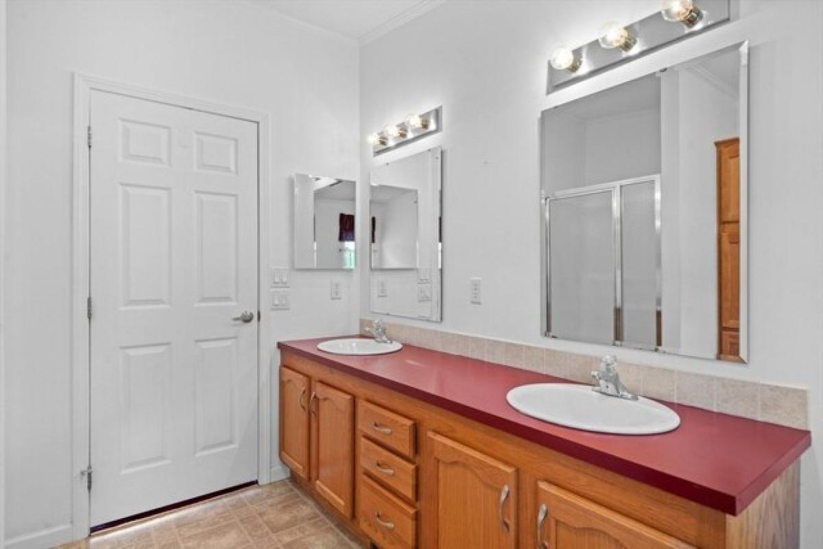 2 bedrooms House in Middleboro, USA No. 388879