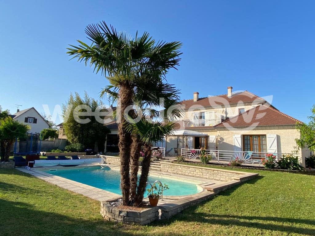 4 bedrooms House in Pannes, France No. 63726