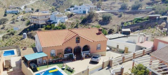 3 bedrooms House in Vinuela, Spain No. 58466 14