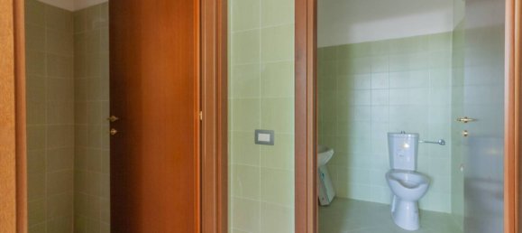 Propiedad comercial de 1 habitación en Lecco, Italy No. 317996 6