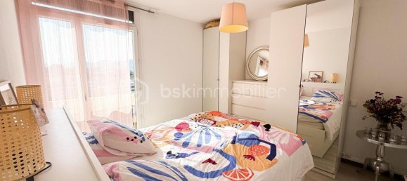 2 chambres Appartement à Marseille, France No. 335188 7