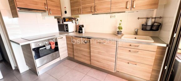 2 chambres Appartement à Marseille, France No. 335188 5