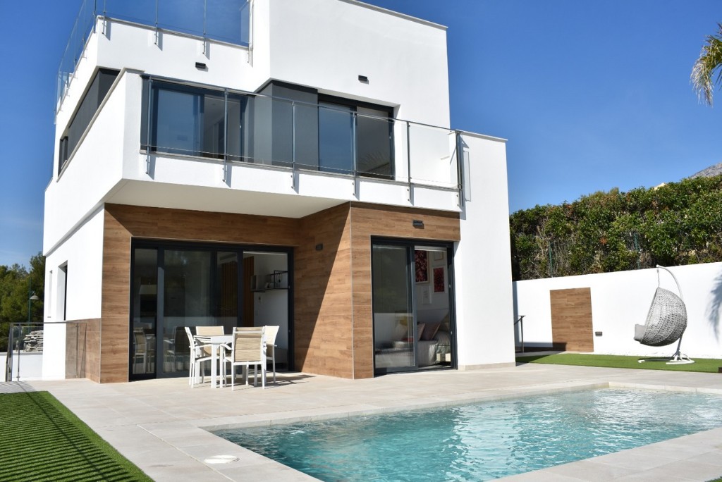 3 bedrooms Villa in La Nucia, Spain No. 290472