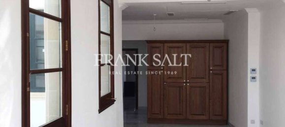 3 bedrooms Penthouse in Kalkara, Malta No. 3961 26