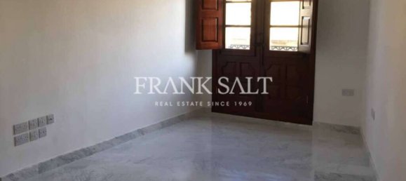 3 bedrooms Penthouse in Kalkara, Malta No. 3961 16