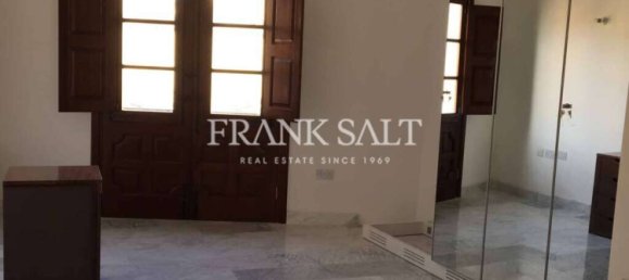 3 bedrooms Penthouse in Kalkara, Malta No. 3961 11