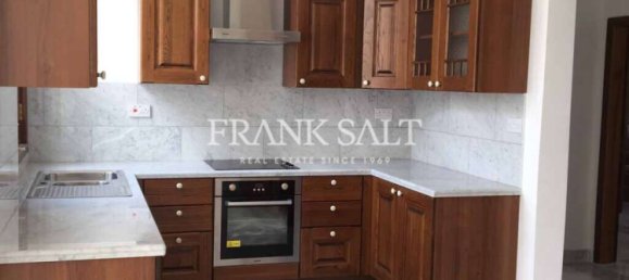 3 bedrooms Penthouse in Kalkara, Malta No. 3961 8