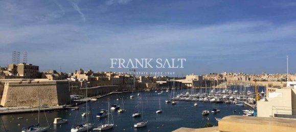 3 bedrooms Penthouse in Kalkara, Malta No. 3961 5