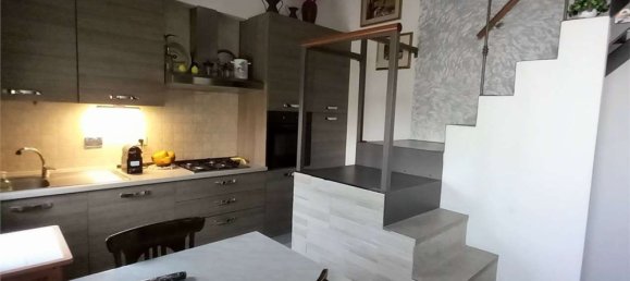 3 rooms Duplex in Budrio, Italy No. 197340 3