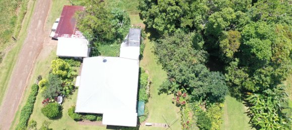 4 chambres Maison à Millaa Millaa, Australia No. 904 9