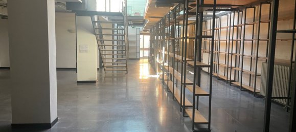 277m² Office in Milan, Italy No. 243610 22