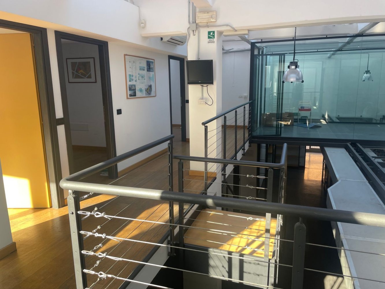 277m² Office in Milan, Italy No. 243610