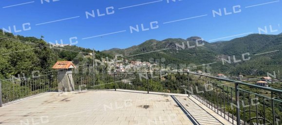 Дом с 5 спальнями в Казарца Лигуре, Италия № 354701 25