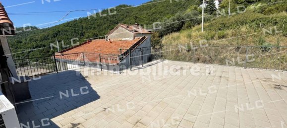 Дом с 5 спальнями в Казарца Лигуре, Италия № 354701 19