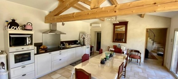 5 bedrooms Villa in Tarascon, France No. 349547 7