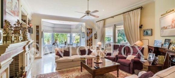 7 bedrooms Villa in Marbella, Spain No. 71839 6