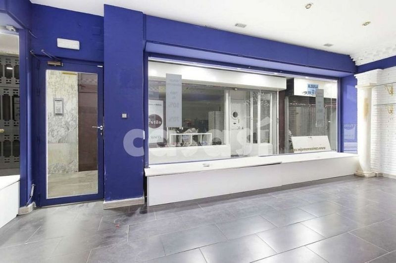  Commercial property in Granada, Spain No. 228391