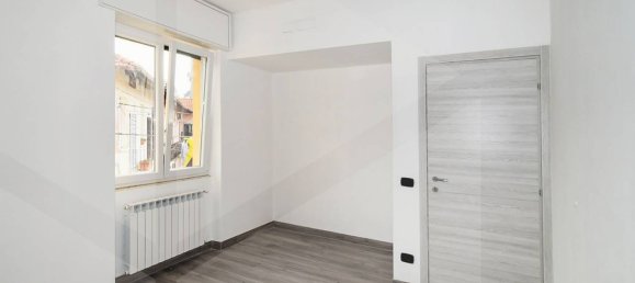 Apartamento de 2 divisões em Parabiago, Italy N.º 23817 7