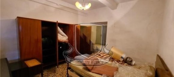 Apartamento de 6 habitaciónes en Monticiano, Italy No. 31645 5