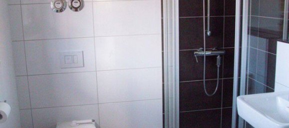 3 Schlafzimmer Doppelhaus in Fürth, Germany, Nr. 290917 12