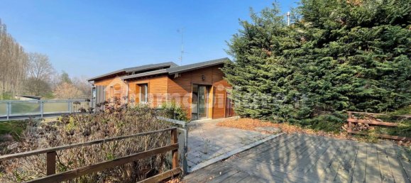 Gebäude in Luisago, Italy 305m², Nr. 74596 6