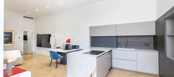 2 bedrooms Apartment in Nice, France No. 1930 8