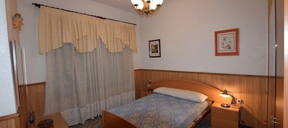 4 bedrooms Villa in Torrevieja, Spain No. 14498 3