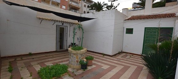4 bedrooms Villa in Torrevieja, Spain No. 14498 19