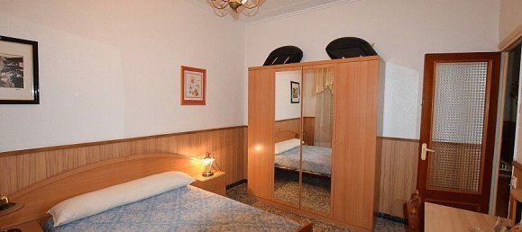 4 bedrooms Villa in Torrevieja, Spain No. 14498 2