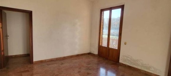 5 rooms Apartment in Colle di Val d'Elsa, Italy No. 27628 22