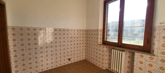 5 rooms Apartment in Colle di Val d'Elsa, Italy No. 27628 13