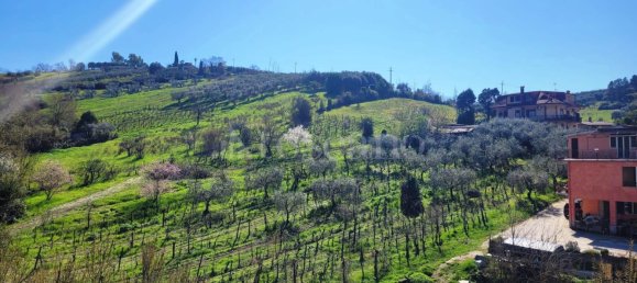 3-salle Appartement à Monterotondo, Italy No. 230209 5