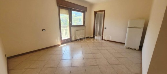 3-salle Appartement à Monterotondo, Italy No. 230209 7
