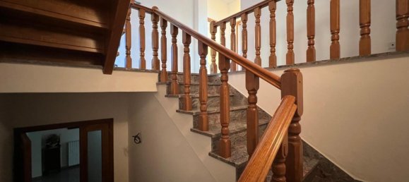 5 bedrooms Villa in Empoli, Italy No. 178330 24