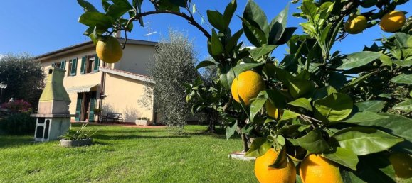 5 bedrooms Villa in Empoli, Italy No. 178330 4