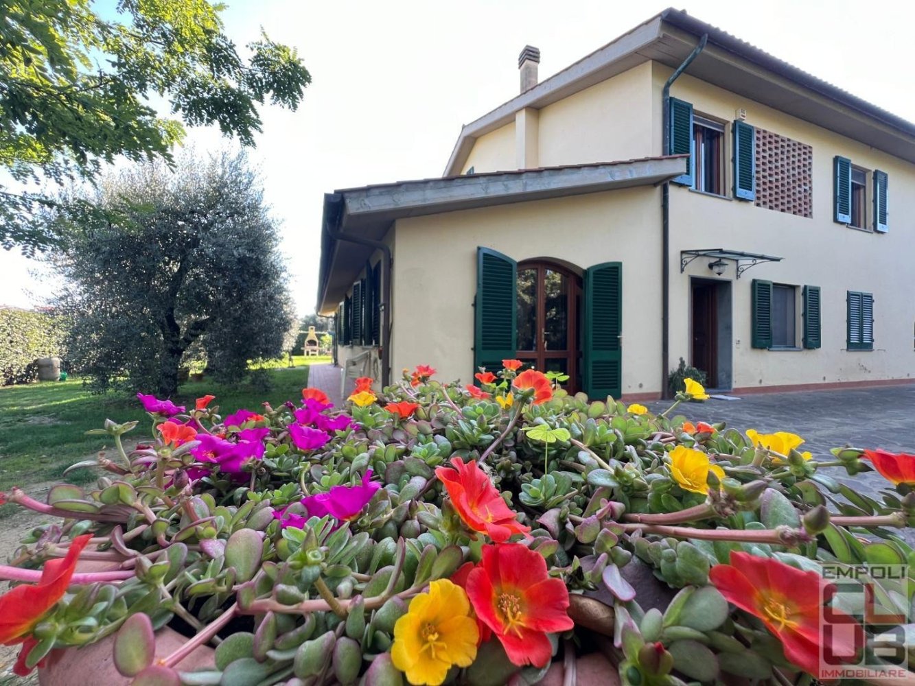 5 bedrooms Villa in Empoli, Italy No. 178330