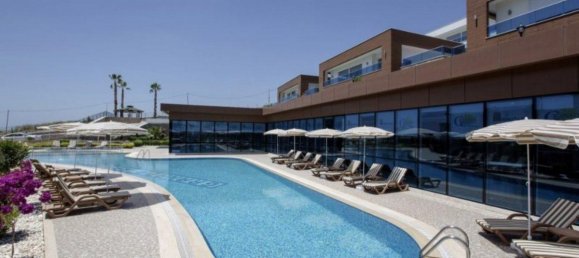 Квартира с 5 комнатами в Каргыджак, Турция № 9710 2