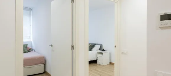 2 chambres Appartement à Sants-Montjuic, Spain No. 81444 37