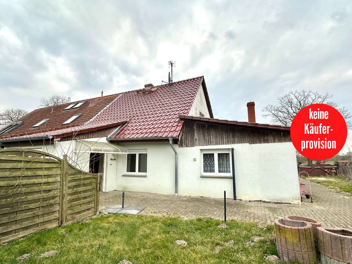 4 rooms Townhouse in Mecklenburgische Seenplatte, Germany No. 213615