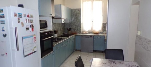 3 bedrooms House in Occitanie, France No. 309740 9