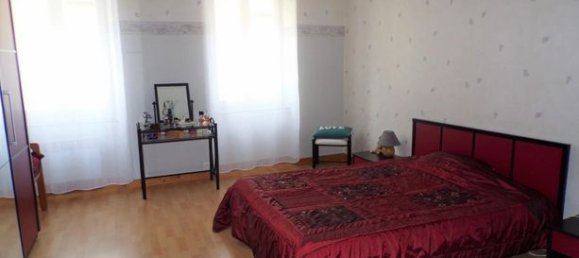 3 bedrooms House in Occitanie, France No. 309740 5