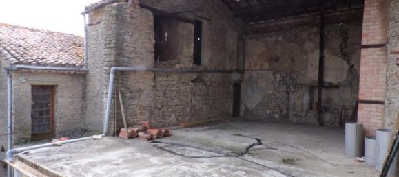 3 bedrooms House in Occitanie, France No. 309740 14